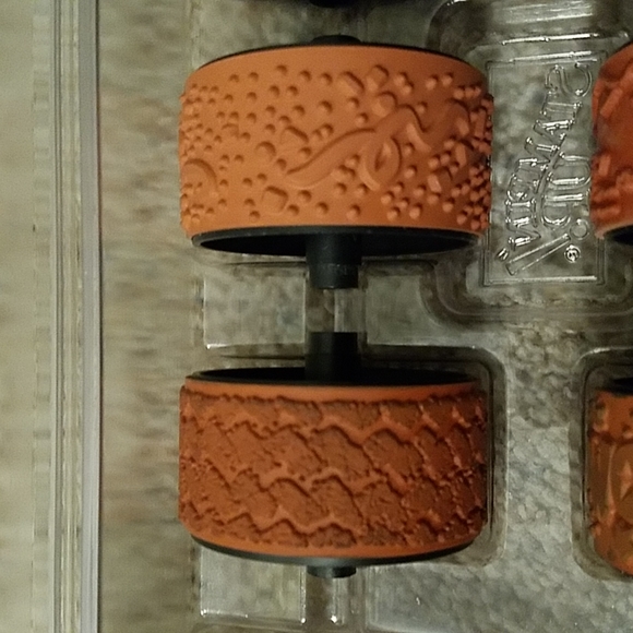 Set of 8 small stampin up wheels - Picture 2 of 7